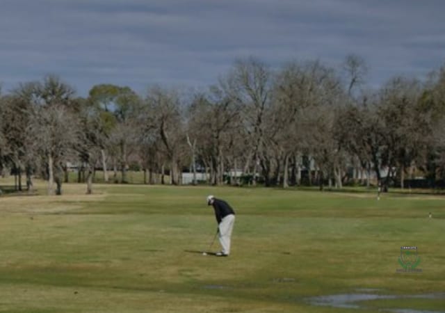 Playing golf in rainy season