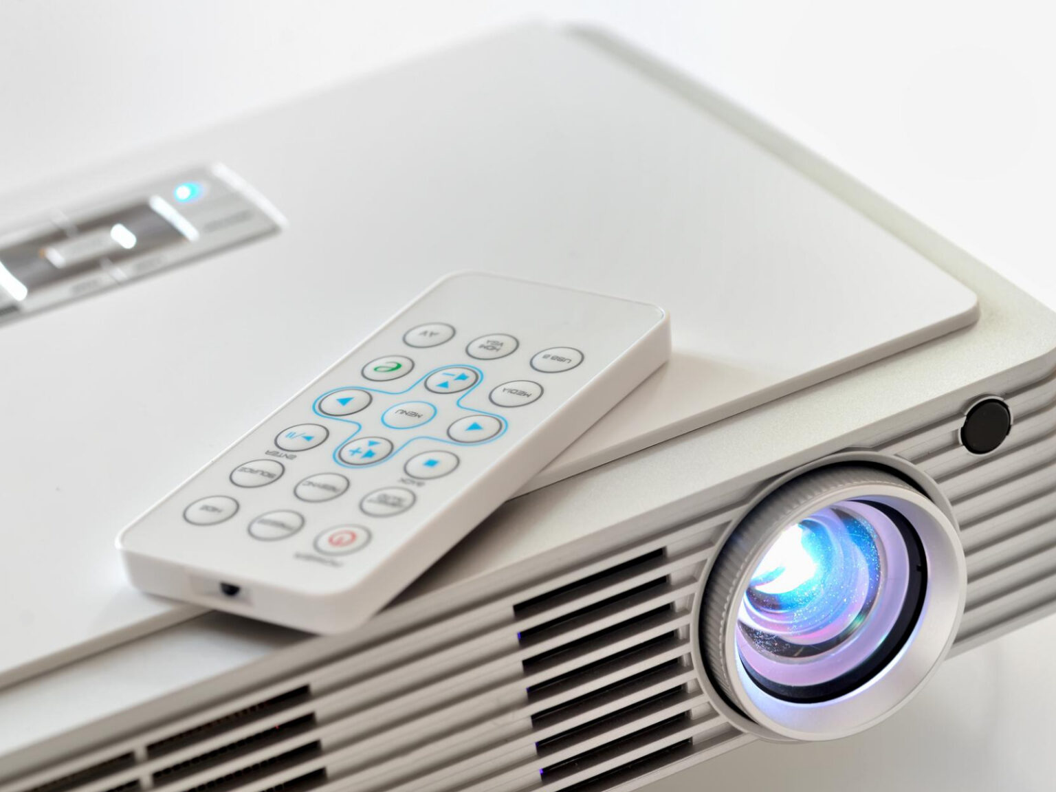 Where to Mount Projector for Golf Simulator? Golf Simulator Advisor