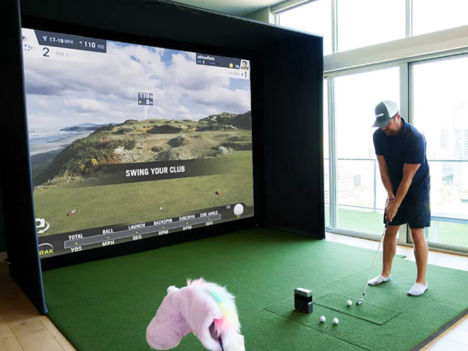 The 10 Best Golf Simulators for Left and Right Handed Use