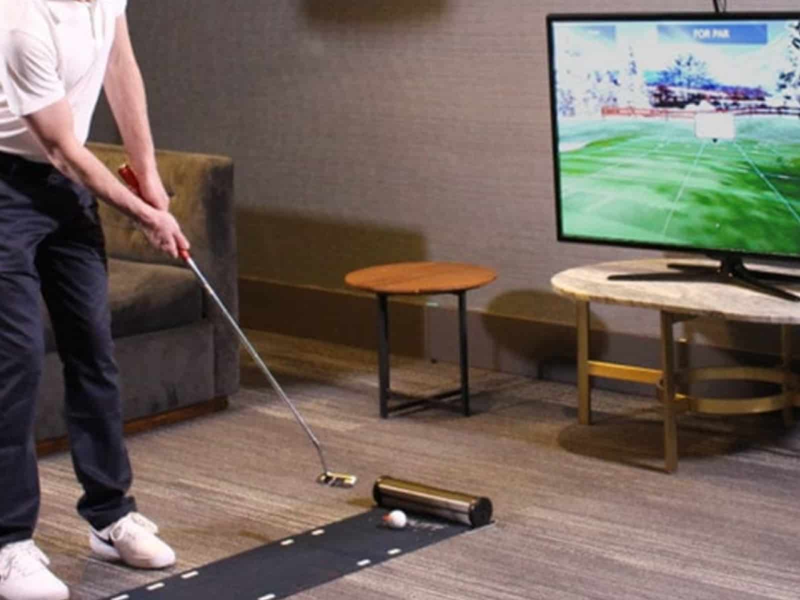 How Does Golf Putting Work on a Golf Simulator?