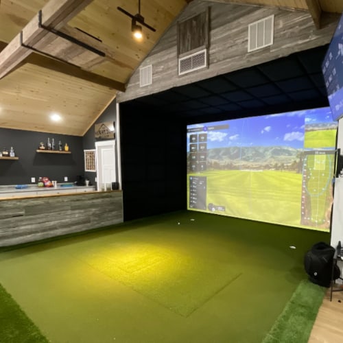 Golf Simulator Lighting Guide for Better Precision