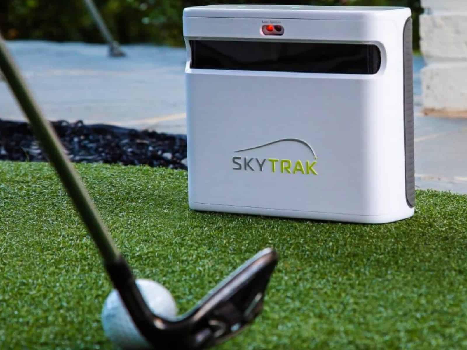 Best Golf Balls to Use with SkyTrak Tried & Tested